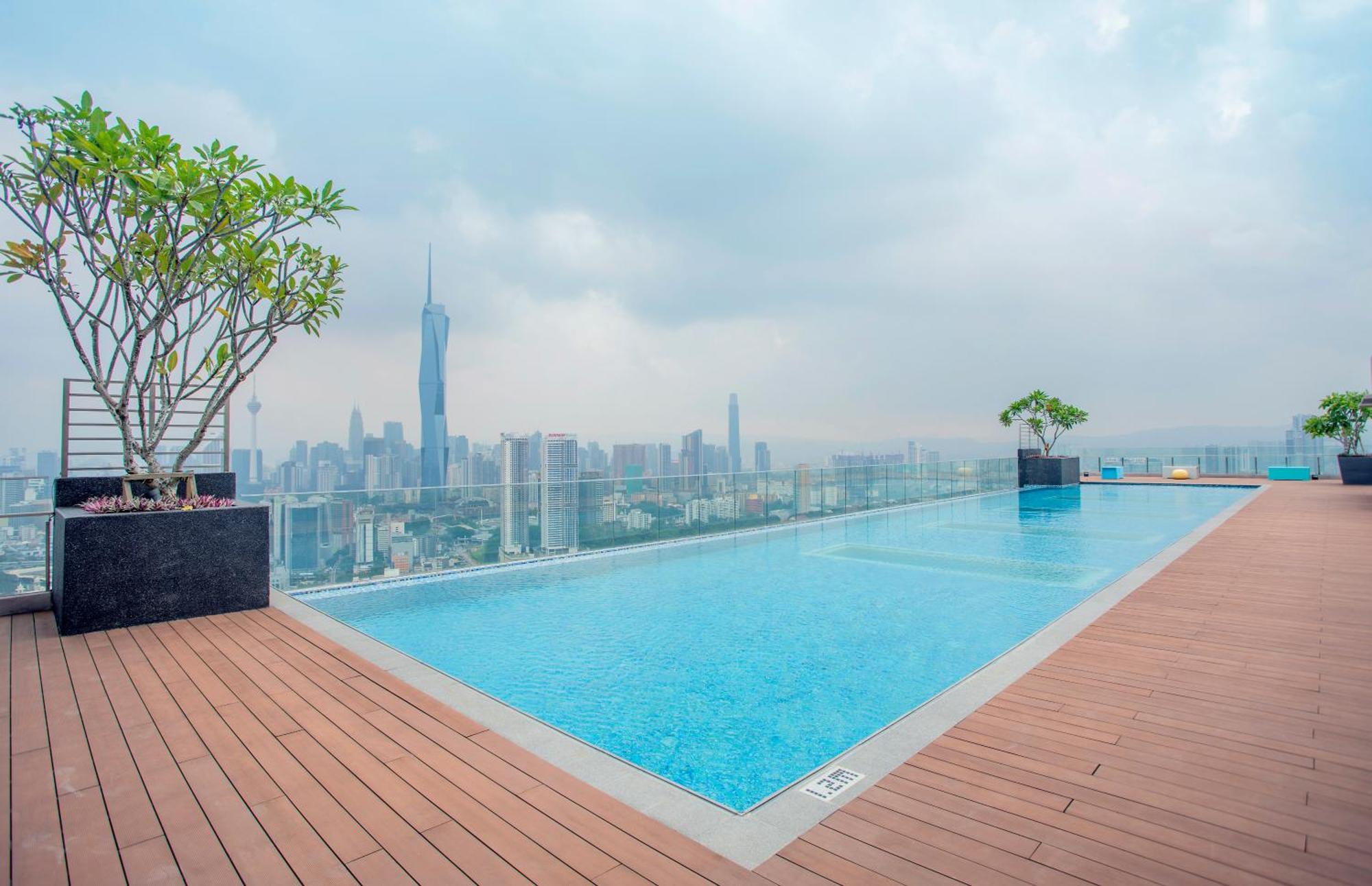 Riveria City Near Kl Sentral With 118 View Sky Infinity Pool By Cobnb Kuala Lumpur Exterior photo